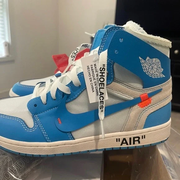 Off White UNC 1’s size 10.5. PREOWNED. IN EXCELLENT CONDITION! - Picture 4 of 12
